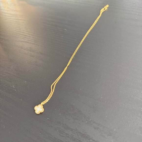 Sweet Alhambra Pendant - Picture 1 of 7